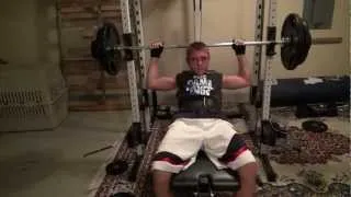 Xavier Fernandez 13 years old Bench Pressing 200lbs