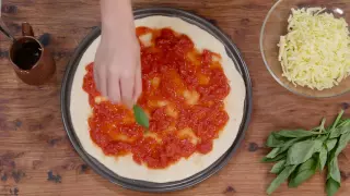 Classic Margherita Pizza | Everyday Gourmet S6 E72