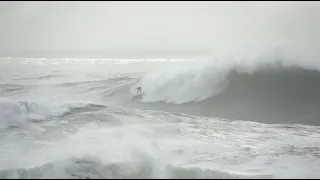 Brave Surfers Charge 20-30-Foot Waves at Steamer Lane (Santa Cruz, Dec. 28, 2023) #surfing