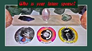 🌹🔮Tarot Pick-A-Card: WHO IS YOUR FUTURE SPOUSE (PERSONALITY, INTERESTS, HOW YOU MEET, APPEARANCE)?🌹🔮