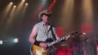 Ted Nugent - "Cat Scratch Fever" - 07/17/18 - Roanoke, VA