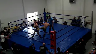 CONTACT FIGHTING TRAINING CENTER- Daniel Castillo- muay thai