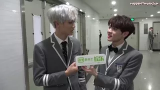 [Eng] Idol Producer Finals Backstage Cut With ZhangJun 偶像练习生决赛后台林彦俊尤长靖