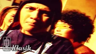 Sweet Martabak - Tididit (Official Music Video)