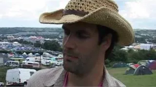 Shlomo's Glasto diary 09 - Part 4 - MARCUS BRIGSTOCKE vs BELLATRIX beatbox battle