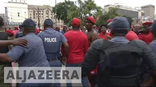 South Africa: Police and anti-Zuma protesters clash in Pretoria