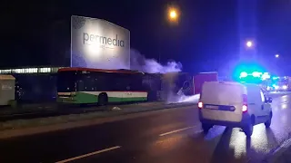 Pożar autobusu i dostawczaka, Lublin, ul. Pancerniaków 11.03.2024 4/5