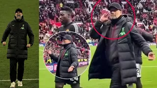 Watch How Klopp reacted to abuse from Old Trafford crowd was perfect 👉 LIVERPOOL VS MAN UTD