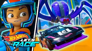 Can Coop and Sidecar Drift Past the Giant Spider?! 😱🕷 | Hot Wheels Let's Race