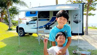 Yejoon and Yesung's camping car family trip with children's toy play