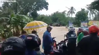 EarthPedia News [ FLOOD ] Heavy rainfall caused floods in Cilacap, Indonesia (21 July 2021)
