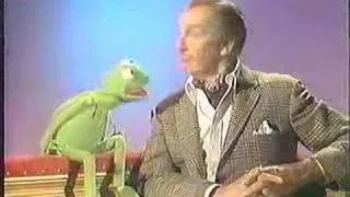 Kermit the Frog Bites Vincent Price