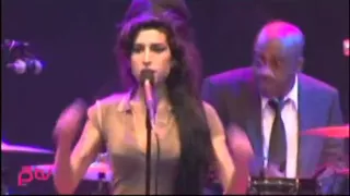You Know I'm No Good live at Hove Festival on June 26th, 2007 - Amy Winehouse
