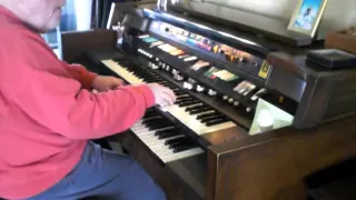 Mike Reed plays "Sambathology" on the Hammond Organ