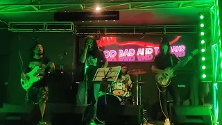 Good Bad & The Band Live at Beers & Cheers,Nischal Cover.