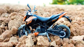 BMX Finger and KTM 690 Duke | Dirt bike racing | RokON RockBagoros