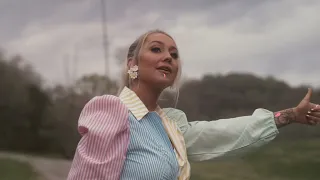 RaeLynn - I Love My Hometown (Lyric Video)