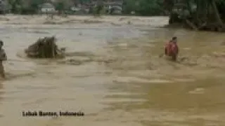 Inundaciones en Indonesia cobran al menos 16 vidas