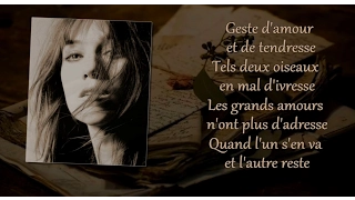 Charlotte Gainsbourg - L'un part l'autre reste (with lyrics)