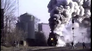 UP 3985 Leaving St. Louis, MO 12-5-1992