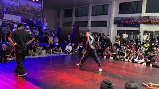 Red Bull BC One Regional Cypher Việt Nam (Top 8 Bboy) - Bboy Sean(Singapore) vs Bboy Vinh(Viet Nam)