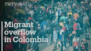 Colombia coastal city crowded with migrants