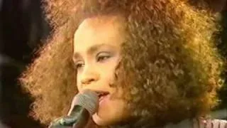 Whitney Houston - Live in London (Pt. 2/8) - Love Will Save The Day