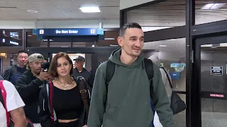 Max Holloway returns home