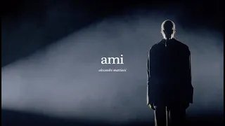 Ami Fall-Winter 2023 Fashion Show - Moses Sumney performance