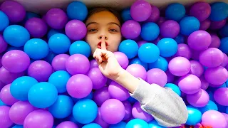 HIDE AND SEEK  ALONE AT THE PLAYGROUND !