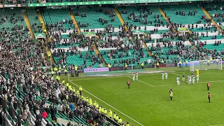 POST MATCH !!!  CELTIC FANS CELEBRATING WITH OH AFTER BEATING HIBS 3-1 !!!!