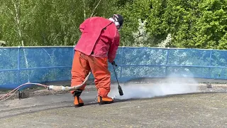 Removing Elastomeric Coating using Ultra High Pressure Water Jetting