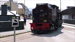 RD21773(vid).  Beyer-Garratt 130 departing from Porthmadog Harbour Station.