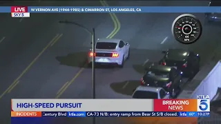 Authorities pursue high-speed driver in Los Angeles County