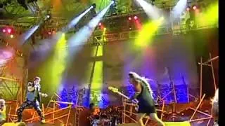 Iron Maiden - Intro  The Wicker Man live  Rock In Rio 2001