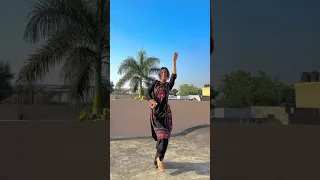 Softly😍🔥💃🏻 #dancechoreography #shortvideo #viralvideo #trendingsong