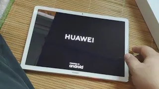 Huawei MediaPad M6 Unboxing and over view