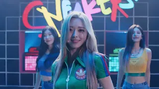 ITZY - SNEAKERS Special MV by Late Show