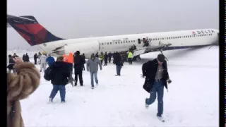 Plane skids off New York runway as winter storm hits US