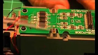 Checking Bachmann Class 37 PCB Contacts. Video #17