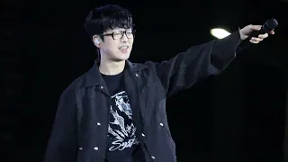 [240508 서울광장] 하현우 돌덩이