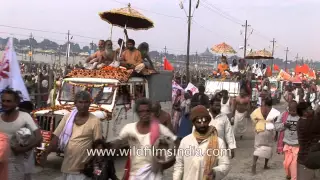 Revered Indian sadhus arrive at Kumbh Mela for Shahi Snan : Allahabad