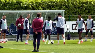 Kobbie Mainoo joins up with England squad as they train ahead of FINAL friendly ahead Euro 2024 ⚽️🏴