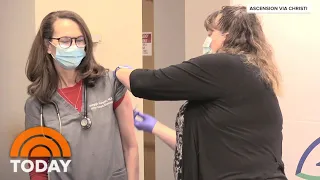 See Health Care Worker Receive Coronavirus Vaccination Live On TODAY | TODAY