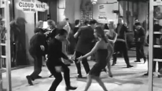 77 Sunset Strip - Twisting at the Cloud Nine Dance Hall (1962)