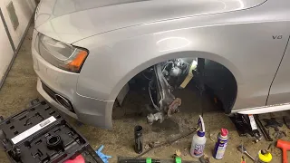 Audi B8 S5 Pinch Bolt Removal (This just got $$$)