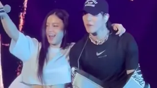 Lee Hi and Yugyeom moment AOMG WORLD TOUR 2023 part 3