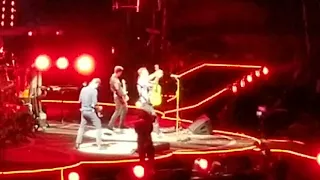 Coldplay live levi 10/4/2017