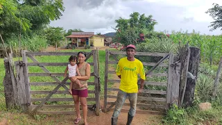 TERRA MOLHADA E FARTURA NO MUNICÍPIO DE SERRA TALHADA NA SERTÃO PERNAMBUCANO BRASILEIRO.