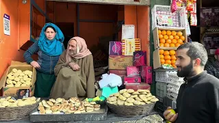 Kashmir ￼￼ the valley, travel